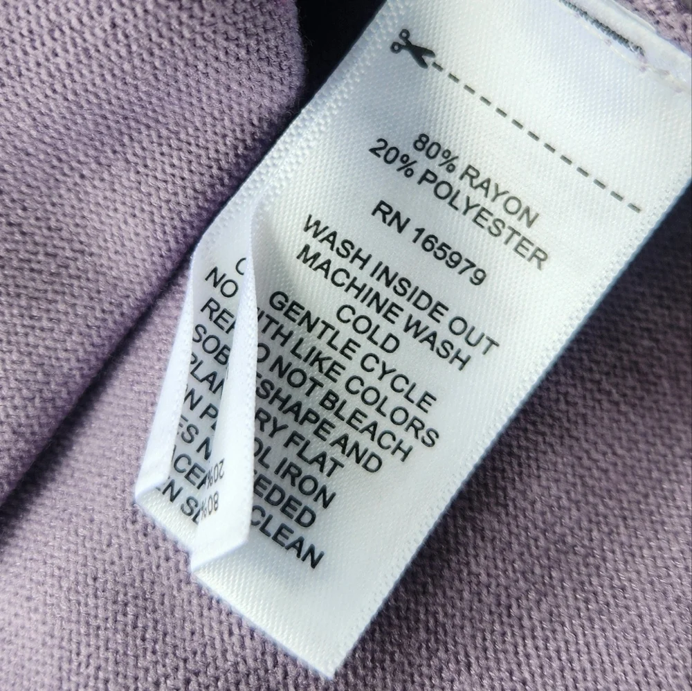 NWT Women's Lavender Knit Sweater Size Medium - Picture 10 of 10